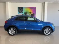 Usado VW T-Roc Advance 150 CV (110 kW) 2021 Azul SUV