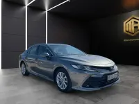 Usado Toyota Camry Advance 218 CV (160 kW) 2022 Gris Berlina