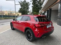 Usado Mercedes GLA200 AMG line 156 CV (114 kW) 2018 Rojo SUV