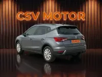 Usado Seat Arona Xperience 116 CV (85 kW) 2025 Gris SUV