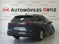 Usado VW Golf VIII Life 115 CV (84 kW) 2021 Gris / plata Familiar