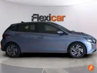 Usado Hyundai i20 101 CV (74 kW) 2024 Azul Utilitario