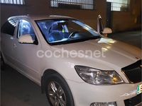 Usado Skoda Octavia Ambition 98 CV (72 kW) 2012 Blanco Berlina