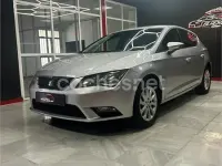 Usado Seat Leon Style 150 CV (110 kW) 2013 Gris / plata Berlina