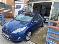 Usado Ford Fiesta Titanium 90 CV (66 kW) 2009 Azul Utilitario