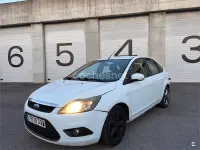 Usado Ford Focus Titanium 109 CV (80 kW) 2010 Blanco Berlina