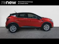 Usado Renault Captur Zen 90 CV (66 kW) 2022 Rojo SUV