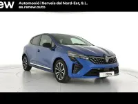 Usado Renault Clio V Techno 100 CV (73 kW) 2025 Azul Berlina