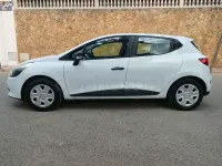 Usado Renault Clio IV Business 75 CV (55 kW) 2016 Blanco Berlina