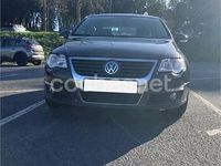 Usado VW Passat Highline 150 CV (110 kW) 2005 Marrón Berlina