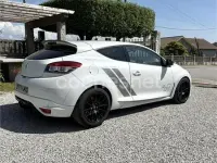 Usado Renault Mégane Coupé Trophy 275 CV (202 kW) 2015 Blanco Coupe