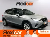 Usado Seat Arona Style 110 CV (80 kW) 2022 Gris SUV