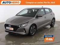 Usado Hyundai i20 101 CV (74 kW) 2022 Gris Utilitario