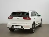 Usado Kia Niro 141 CV (103 kW) 2019 Blanco SUV