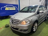 Usado Mercedes B200 140 CV (102 kW) 2009 Gris / plata Monovolumen