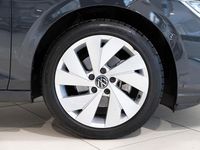 Usado VW Golf VIII 116 CV (85 kW) 2025 Gris Berlina