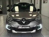 Usado Renault Captur Zen 120 CV (88 kW) 2017 Gris / plata SUV