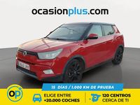 Usado Ssangyong (KGM) Tivoli Limited 116 CV (85 kW) 2015 Rojo SUV