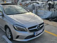 Usado Mercedes A200 156 CV (114 kW) 2017 Gris / plata Utilitario