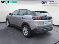 Usado Peugeot 3008 Active 130 CV (95 kW) 2021 Gris / plata SUV
