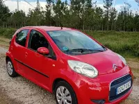 Usado Citroën C1 68 CV (50 kW) 2010 Rojo Utilitario