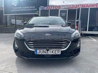 Usado Ford Focus Titanium 120 CV (88 kW) 2020 Negro Berlina