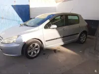 Usado Peugeot 307 110 CV (80 kW) 2003 Gris / plata Berlina