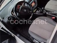 Usado Seat Leon Style 105 CV (77 kW) 2011 Blanco Berlina
