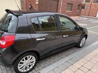 Usado Renault Clio II Dynamique 105 CV (77 kW) 2007 Negro Berlina