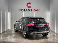 Usado Mercedes GLA180 122 CV (89 kW) 2019 Azul SUV