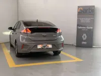 Usado Hyundai Ioniq Style 141 CV (103 kW) 2020 Gris Utilitario