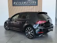Usado VW Golf VII GTI 245 CV (180 kW) 2018 Negro Utilitario