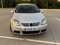 Usado VW Golf IV Trendline 102 CV (75 kW) 2005 Gris / plata Berlina