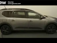 Usado Dacia Jogger Expression 101 CV (74 kW) 2025 Gris Monovolumen