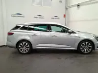 Usado Renault Mégane GrandTour Techno 140 CV (102 kW) 2023 Gris / plata Familiar