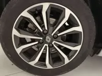 Usado Renault Clio Techno 101 CV (74 kW) 2025 Gris Utilitario