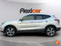 Usado Nissan Qashqai Acenta 140 CV (102 kW) 2018 Gris SUV