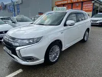 Usado Mitsubishi Outlander P-HEV 224 CV (164 kW) 2021 Blanco SUV