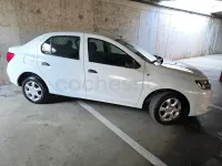 Usado Dacia Logan Ambiance 75 CV (55 kW) 2016 Blanco Berlina