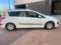 Usado Peugeot 308 SW Access 92 CV (67 kW) 2011 Blanco Familiar
