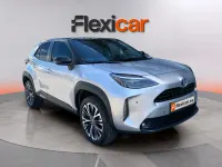 Usado Toyota Yaris Hybrid Style 116 CV (85 kW) 2023 Rosa