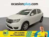 Usado Dacia Sandero Lauréate 75 CV (55 kW) 2013 Blanco Utilitario