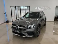 Usado Mercedes GLB200 150 CV (110 kW) 2021 Gris / plata SUV