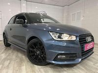 Usado Audi A1 Sportback Design 90 CV (66 kW) 2016 Azul Utilitario