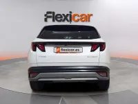 Usado Hyundai Tucson 150 CV (110 kW) 2024 Blanco SUV