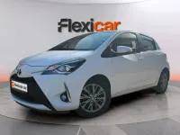 Usado Toyota Yaris Active 69 CV (50 kW) 2019 Blanco Berlina