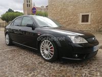 Usado Ford Mondeo ST 220 CV (161 kW) 2002 Negro Berlina