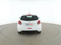 Usado Peugeot 208 Access 82 CV (60 kW) 2017 Blanco Utilitario