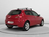 Usado Alfa Romeo 147 120 CV (88 kW) 2007 Rojo Utilitario