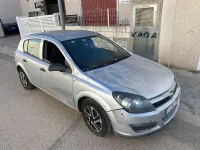 Usado Opel Astra Cosmo 100 HP (73 kW) 2004 Cinzento Sedan